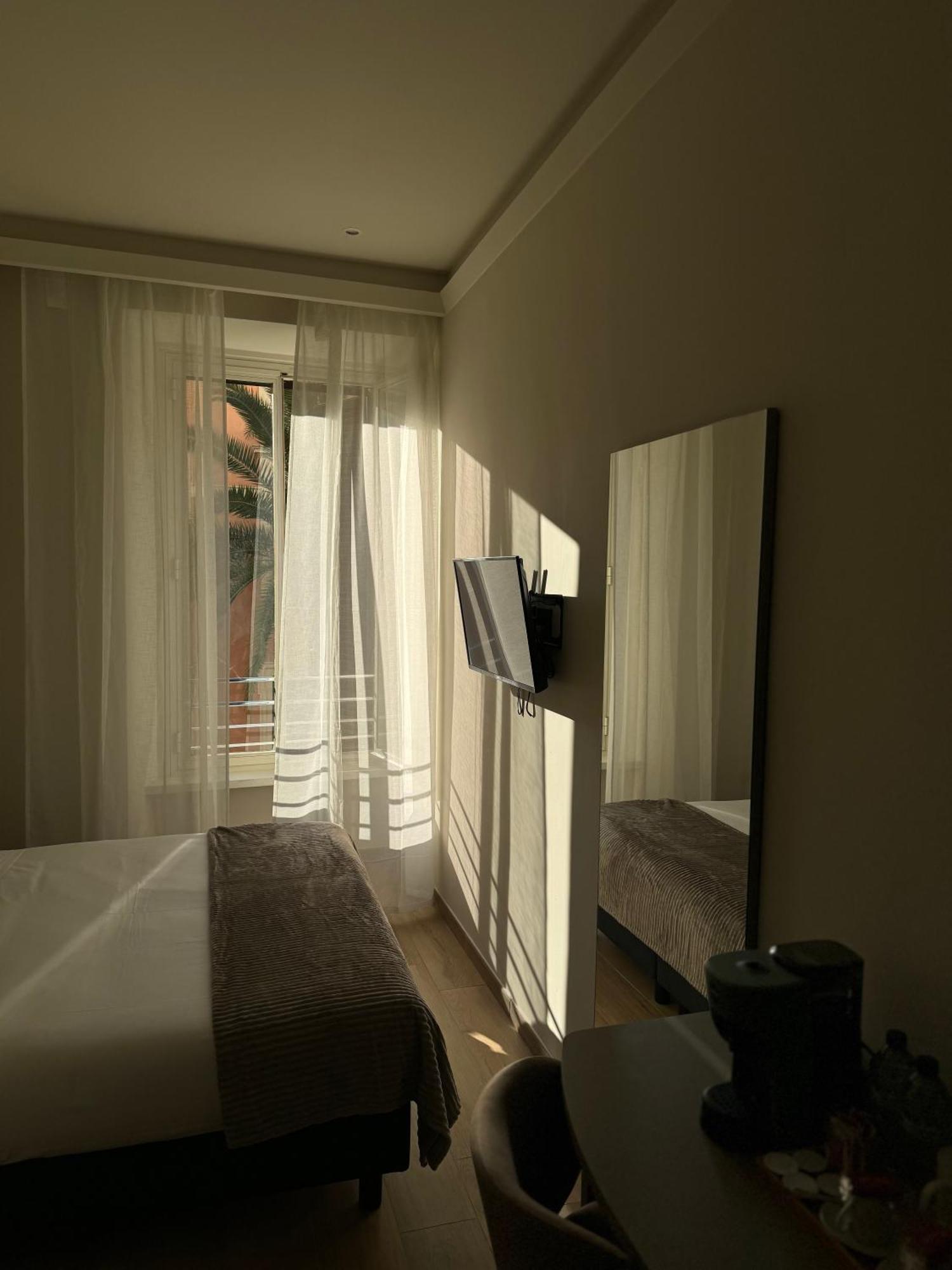 Honeycomb Guesthouse Rome Buitenkant foto