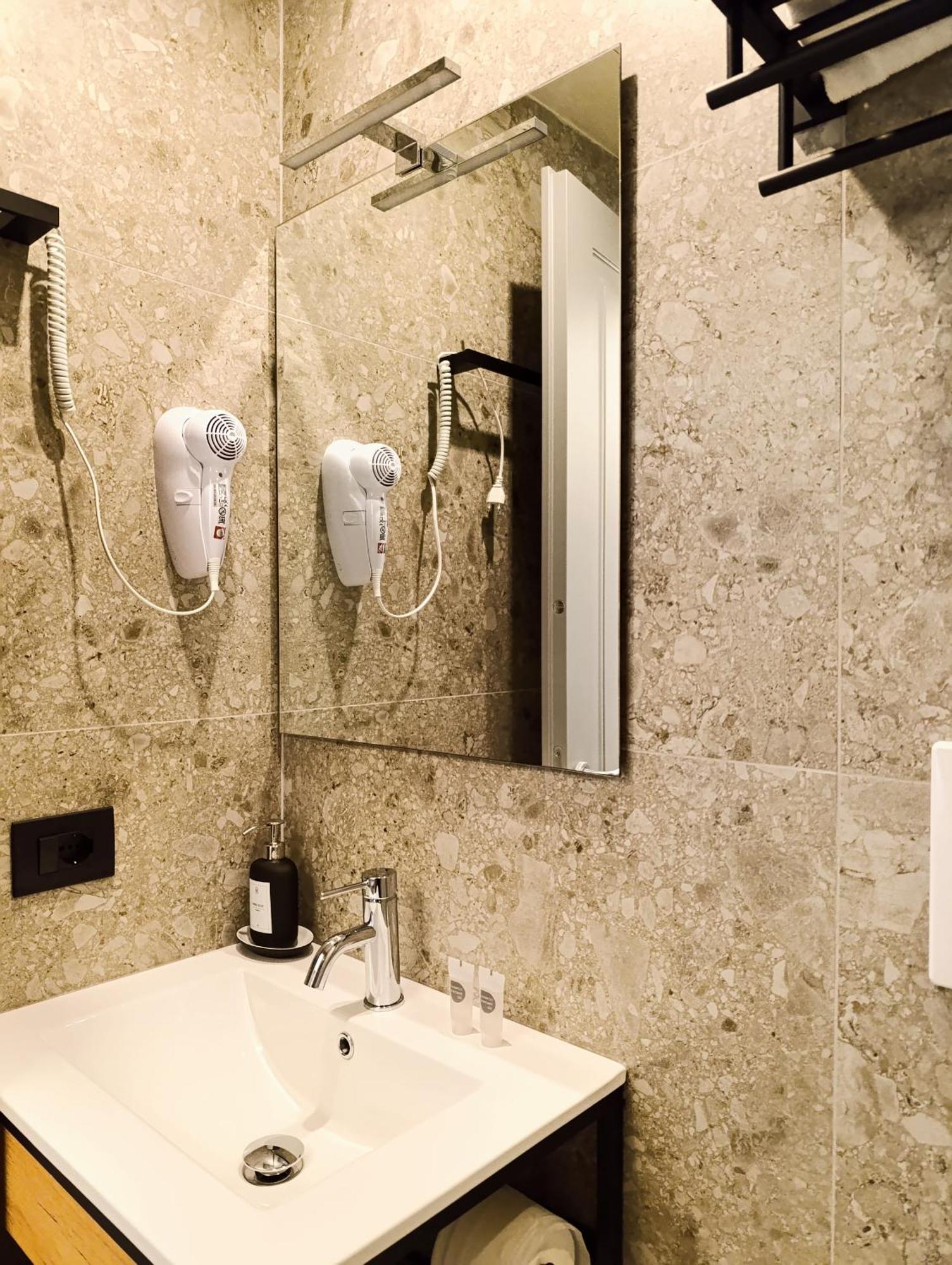 Honeycomb Guesthouse Rome Buitenkant foto